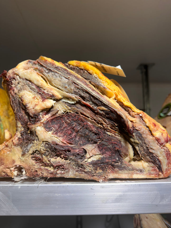 EXCLUSIVE 75 Day Dry-Aged Gentleman Approved Simmental