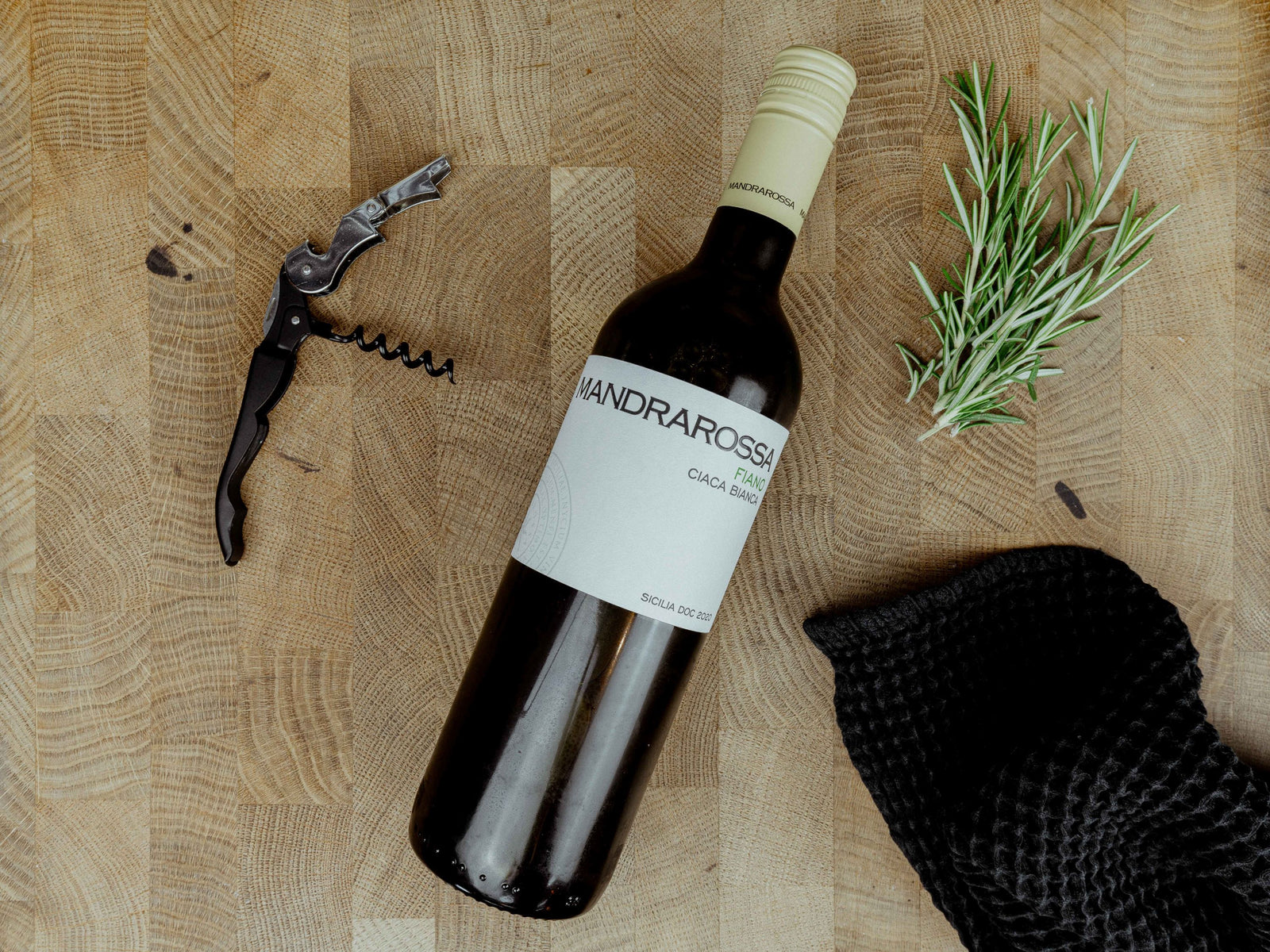 mandrarossa fiano white wine